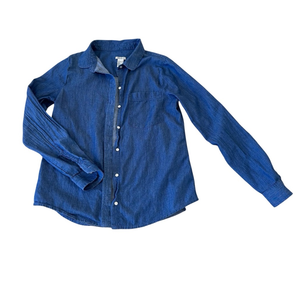 Forever 21 Chambray Button Down Shirt Small Blue Lightweight Denim Shirt Women